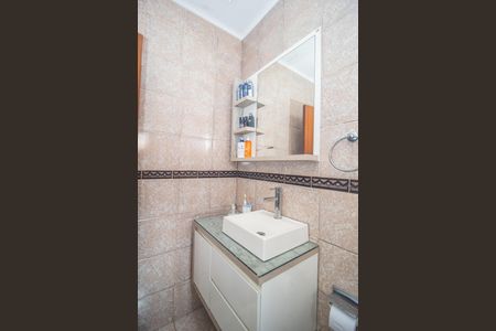 Casa à venda com 206m², 3 quartos e 3 vagas Casa à venda com 206m², 3 quartos e 3 vagasBanheiro 3