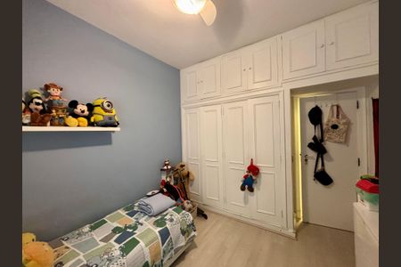 Apartamento à venda com 220m², 3 quartos e 1 vaga Apartamento à venda com 220m², 3 quartos e 1 vagaQuarto 1