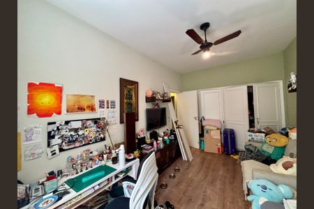 Apartamento à venda com 220m², 3 quartos e 1 vaga Apartamento à venda com 220m², 3 quartos e 1 vagaQuarto 2