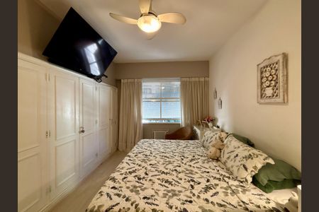 Apartamento à venda com 220m², 3 quartos e 1 vaga Apartamento à venda com 220m², 3 quartos e 1 vagaSuite