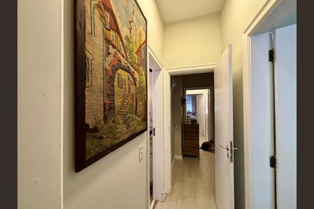 Apartamento à venda com 220m², 3 quartos e 1 vaga Apartamento à venda com 220m², 3 quartos e 1 vagaCorredor