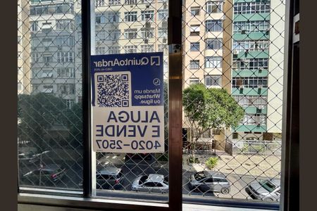 Apartamento à venda com 220m², 3 quartos e 1 vaga Apartamento à venda com 220m², 3 quartos e 1 vagaPlaca
