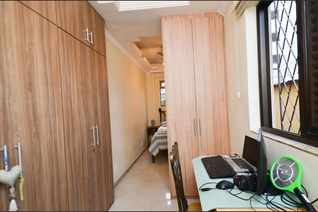 Casa à venda com 550m², 3 quartos e 3 vagasSuíte 2