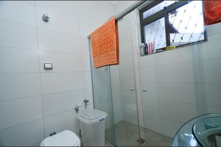 Casa à venda com 550m², 3 quartos e 3 vagasBanheiro Social