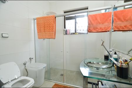 Casa à venda com 550m², 3 quartos e 3 vagasBanheiro Social