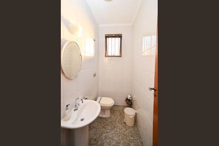 Casa à venda com 550m², 3 quartos e 3 vagasLavabo