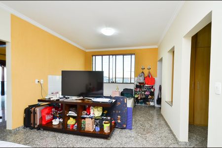 Casa à venda com 550m², 3 quartos e 3 vagasSuíte 1