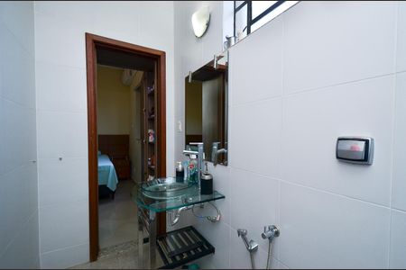 Casa à venda com 550m², 3 quartos e 3 vagasBanheiro da Suíte 1