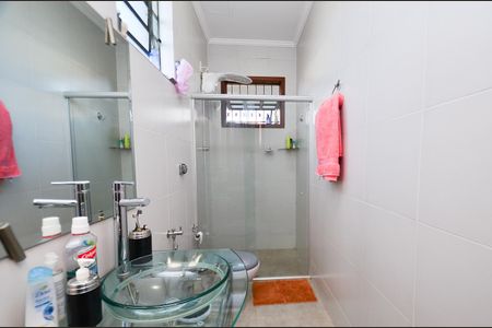 Casa à venda com 550m², 3 quartos e 3 vagasBanheiro da Suíte 1