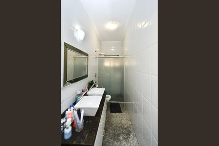 Casa à venda com 550m², 3 quartos e 3 vagasBanheiro da Suíte 2