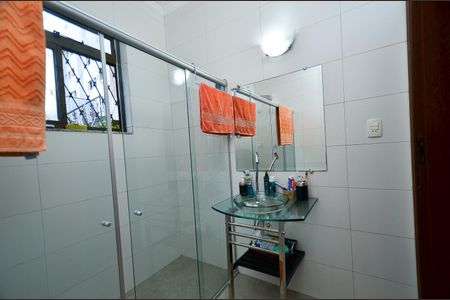 Casa à venda com 550m², 3 quartos e 3 vagasBanheiro Social