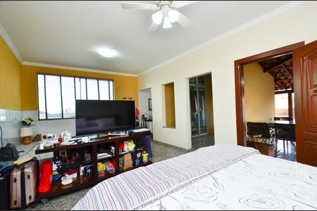 Casa à venda com 550m², 3 quartos e 3 vagasSuíte 1