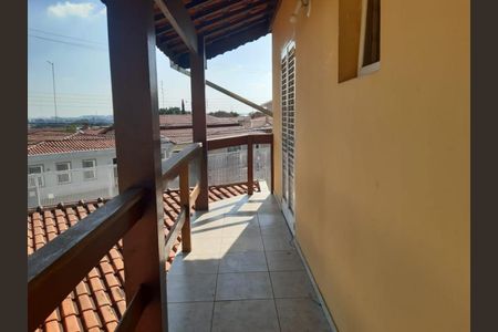 Casa à venda com 400m², 4 quartos e 4 vagas Casa à venda com 400m², 4 quartos e 4 vagasFoto 18