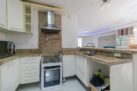 Casa à venda com 140m², 3 quartos e 2 vagasCozinha