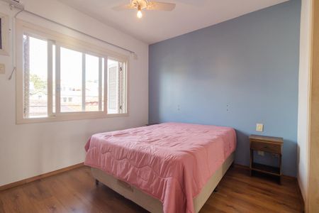 Casa à venda com 140m², 3 quartos e 2 vagasSuíte