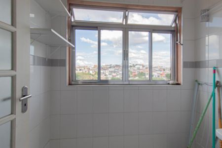 Apartamento à venda com 55m², 2 quartos e 1 vaga Apartamento à venda com 55m², 2 quartos e 1 vagaÁrea de Serviço
