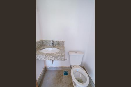 Apartamento à venda com 62m², 2 quartos e 2 vagasBanheiro da Suíte 2