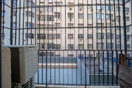Apartamento à venda com 60m², 2 quartos e 1 vaga Apartamento à venda com 60m², 2 quartos e 1 vaga Varanda