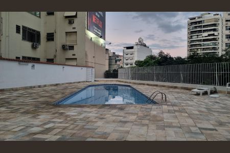 Apartamento à venda com 60m², 2 quartos e 1 vaga Apartamento à venda com 60m², 2 quartos e 1 vagaPiscina