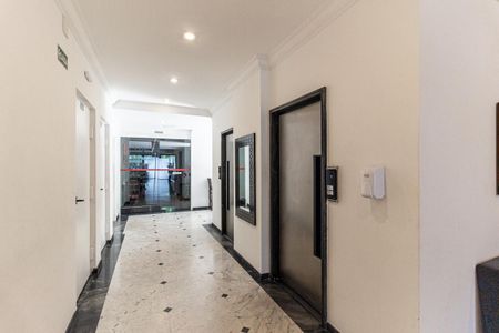 Apartamento à venda com 50m², 2 quartos e 1 vaga Apartamento à venda com 50m², 2 quartos e 1 vagaHall de Entrada