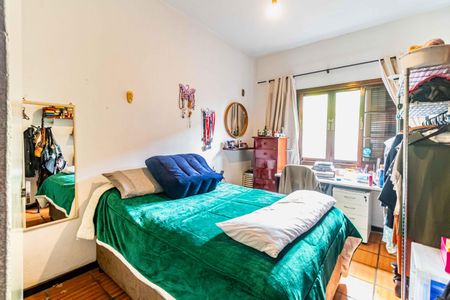 Casa à venda com 1200m², 4 quartos e 5 vagas Casa à venda com 1200m², 4 quartos e 5 vagasQuarto 01