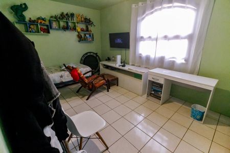 Casa à venda com 179m², 3 quartos e 2 vagasQuarto 1