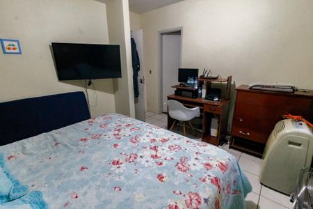 Casa à venda com 179m², 3 quartos e 2 vagasSuíte