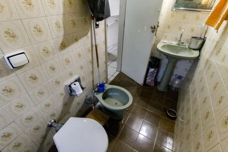 Casa à venda com 179m², 3 quartos e 2 vagasBanheiro da Suíte