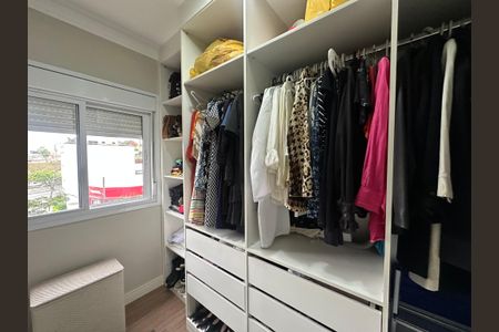 Apartamento à venda com 77m², 3 quartos e 2 vagas Apartamento à venda com 77m², 3 quartos e 2 vagasCloset