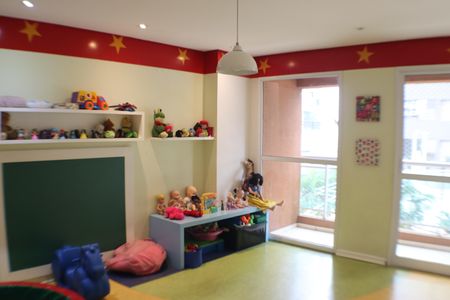 Apartamento à venda com 77m², 3 quartos e 2 vagas Apartamento à venda com 77m², 3 quartos e 2 vagasBrinquedoteca