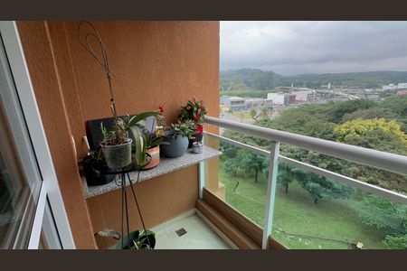 Apartamento à venda com 77m², 3 quartos e 2 vagas Apartamento à venda com 77m², 3 quartos e 2 vagasVaranda