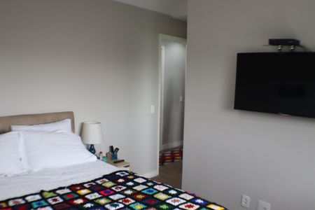 Apartamento à venda com 77m², 3 quartos e 2 vagas Apartamento à venda com 77m², 3 quartos e 2 vagasSuíte