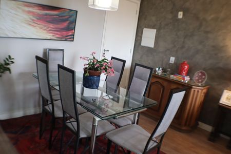 Apartamento à venda com 77m², 3 quartos e 2 vagas Apartamento à venda com 77m², 3 quartos e 2 vagasSala de Jantar