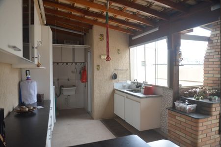 Apartamento à venda com 192m², 3 quartos e 2 vagasÁrea gourmet