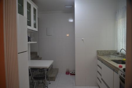 Apartamento à venda com 192m², 3 quartos e 2 vagasCozinha
