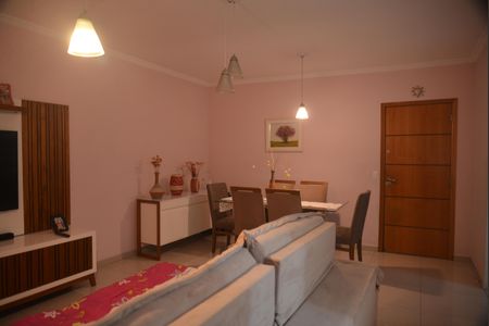 Apartamento à venda com 192m², 3 quartos e 2 vagasSala