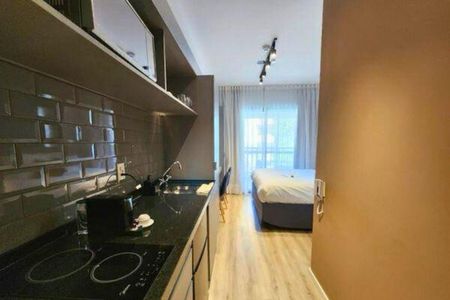 Apartamento à venda com 28m², 1 quarto e sem vaga Apartamento à venda com 28m², 1 quarto e sem vagaEntrada