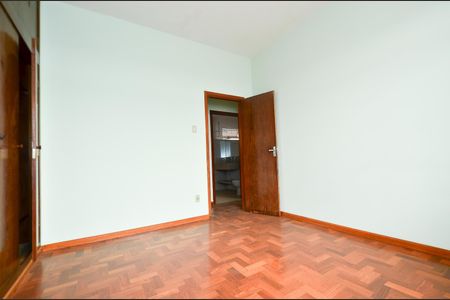 Casa para alugar com 280m², 5 quartos e 1 vagaQuarto 2