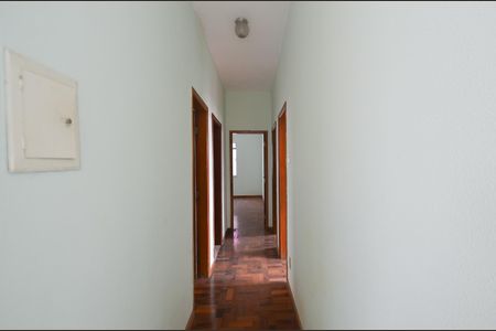 Casa para alugar com 280m², 5 quartos e 1 vagaCorredor