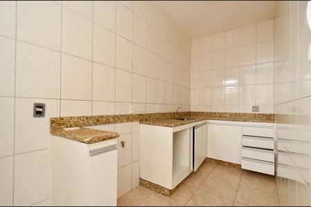 Casa para alugar com 280m², 5 quartos e 1 vagaCozinha