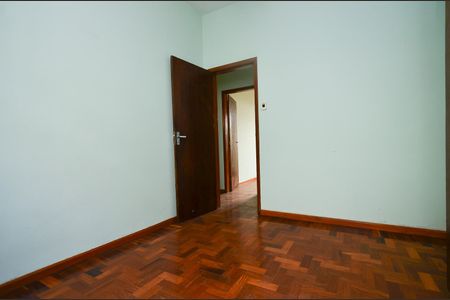 Casa para alugar com 280m², 5 quartos e 1 vagaQuarto 1