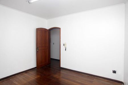 Casa à venda com 450m², 5 quartos e 2 vagasQuarto 3