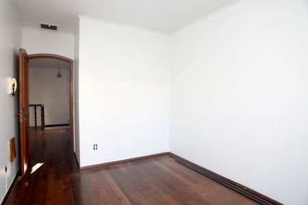 Casa à venda com 450m², 5 quartos e 2 vagasQuarto 2