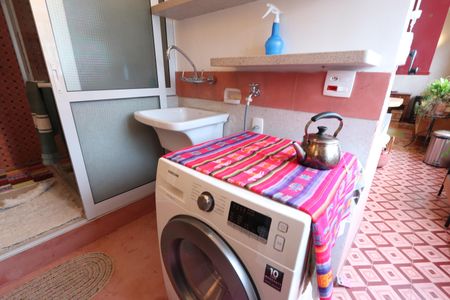 Apartamento para alugar com 110m², 2 quartos e 1 vagaÁrea de Serviço