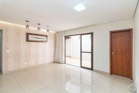 Apartamento à venda com 118m², 3 quartos e 2 vagas Apartamento à venda com 118m², 3 quartos e 2 vagasSala