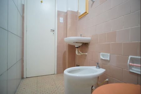 Apartamento à venda com 56m², 2 quartos e sem vagaBanheiro Corredor