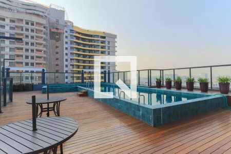 Apartamento à venda com 28m², 1 quarto e sem vaga Apartamento à venda com 28m², 1 quarto e sem vagaPiscina