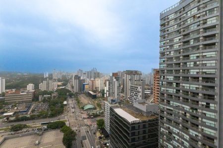 Apartamento à venda com 28m², 1 quarto e sem vaga Apartamento à venda com 28m², 1 quarto e sem vagaVaranda estendida vista