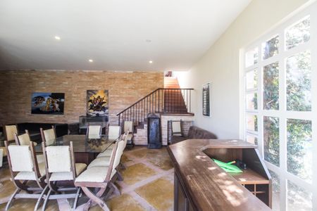 Casa de condomínio à venda com 1480m², 4 quartos e 9 vagas Casa de condomínio à venda com 1480m², 4 quartos e 9 vagasÁrea comum - Salão de festas