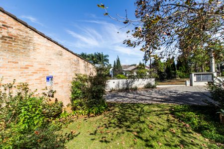 Casa de condomínio à venda com 1480m², 4 quartos e 9 vagas Casa de condomínio à venda com 1480m², 4 quartos e 9 vagasPlaquinha